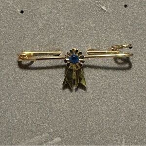 Blue Ribbon Stock Tie Pin